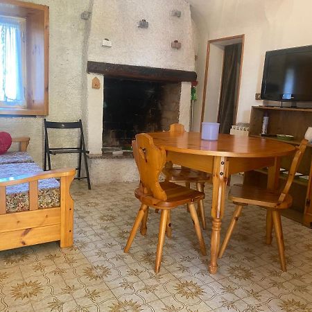 “Casa Rosi” Appartamento In Zona Medievale Pisogne Buitenkant foto